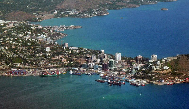 POM-13-Seib-2011.jpg - Aerial view of the town and harbour 2011 (Photo by Roland Seib)