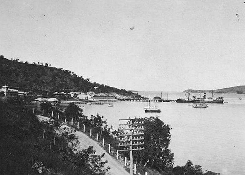 HistPOM-18-1924.jpg - Harbour scene 1924 (source: https://sites.google.com/site/moresbyhistory/; accessed: 3.2.2013)