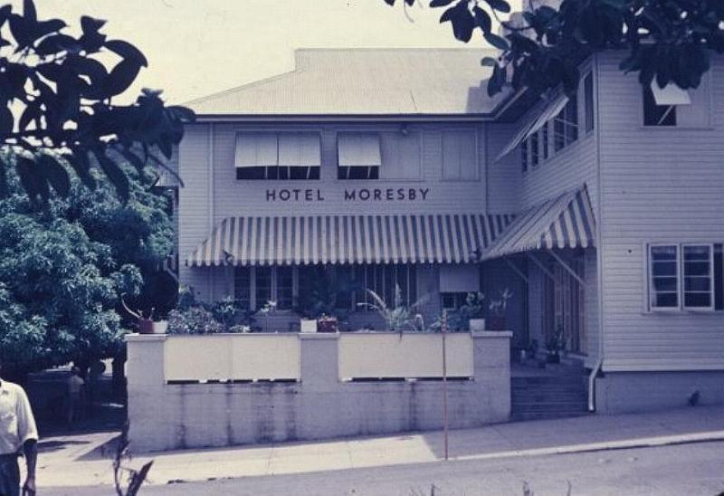 HistPOM-31-1955.jpg - Moresby Hotel 1955 (source: https://sites.google.com/site/moresbyhistory/; accessed: 3.2.2013)