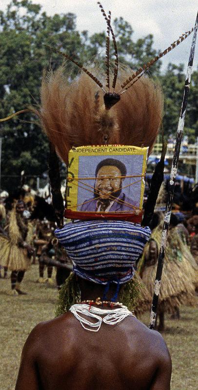 PNG4-09-Seib-1997.jpg - ditto (Photo by Roland Seib)