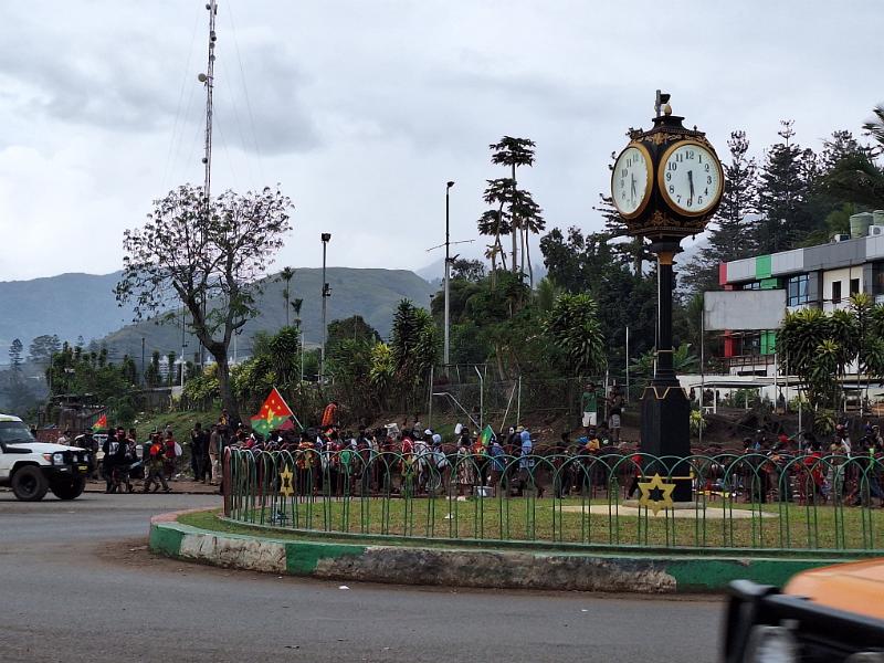 PNG4b-01-Seib-2024.jpg - Goroka Clock Tower before Independence Day (Photo by Roland Seib)