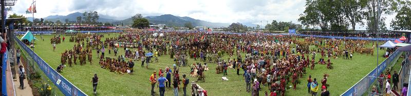 PNG4b-20-Seib-2024.tif - Panorama view of the 68th Goroka Show, motto: Unity in diversity,  12.30 pm still no official opening, locals do not yet have access to the showground (Photo by Roland Seib)