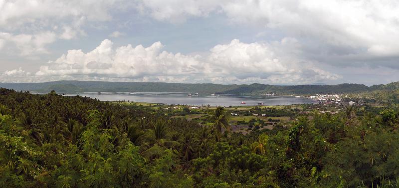 PNG8-21-Seib-2012.jpg - Panorama view from Namanula Hill (Photo by Roland Seib)